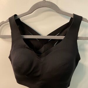 Never worn lululemon energy bra tried on after removing tags